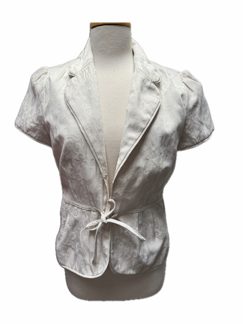 Old Navy Ivory Floral Jacquard Short Sleeve Jacket